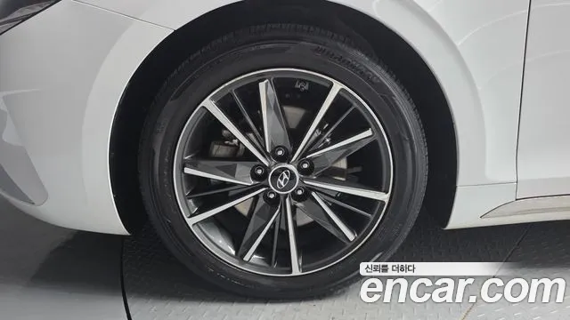 Hyundai Grandeur Новый Grandeur IG — Фото автомобиля 5