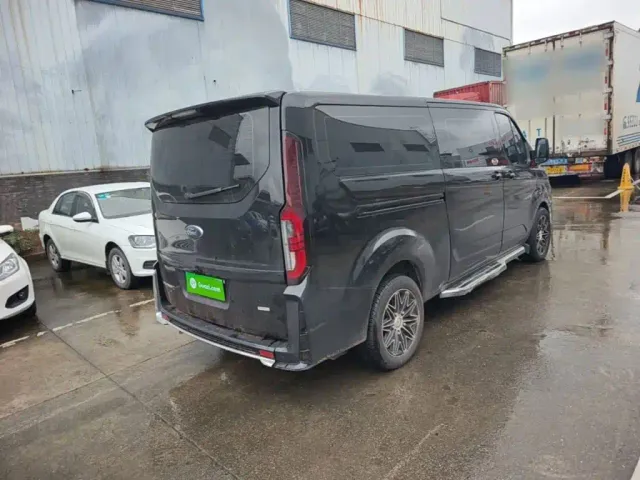 Ford Transit — Фото автомобиля 6
