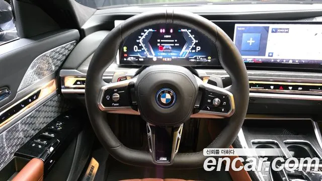 BMW 7 Series — Фото автомобиля 18