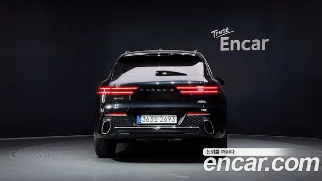 Genesis GV70 2.5T Бензин 2WD — Фото автомобиля 4