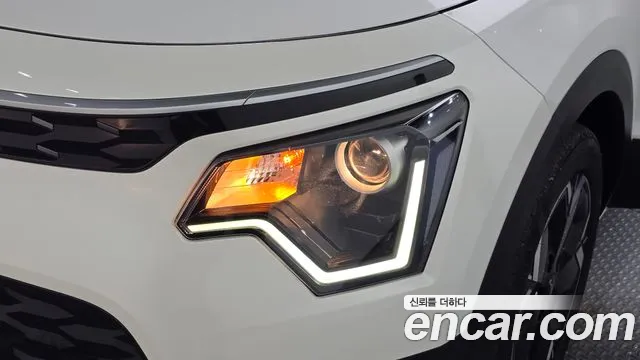 Kia Niro New — Фото автомобиля 7