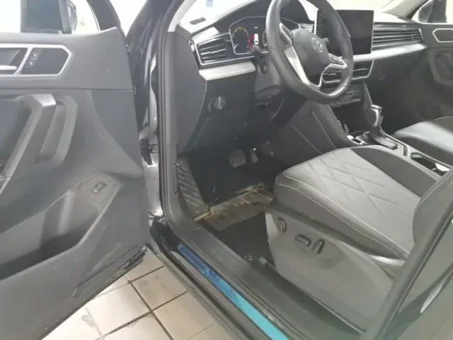 Volkswagen Tiguan L — Фото автомобиля 15