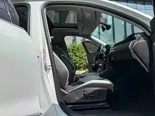 Audi Q3 — Фото автомобиля 8