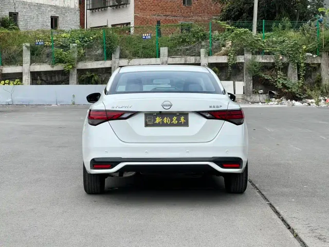 Nissan Sylphy — Фото автомобиля 13