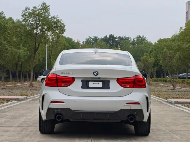 BMW 1 Series — Фото автомобиля 6