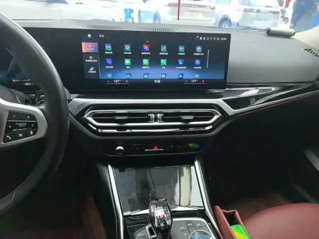 BMW i3 — Фото автомобиля 12