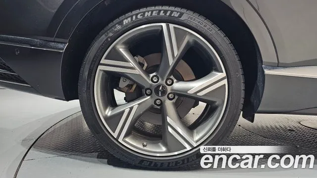 Genesis GV80 — Фото автомобиля 6