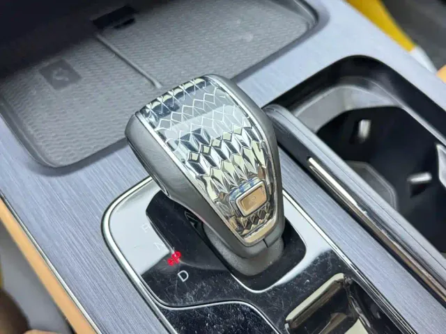 GAC Trumpchi ES9 — Фото автомобиля 27