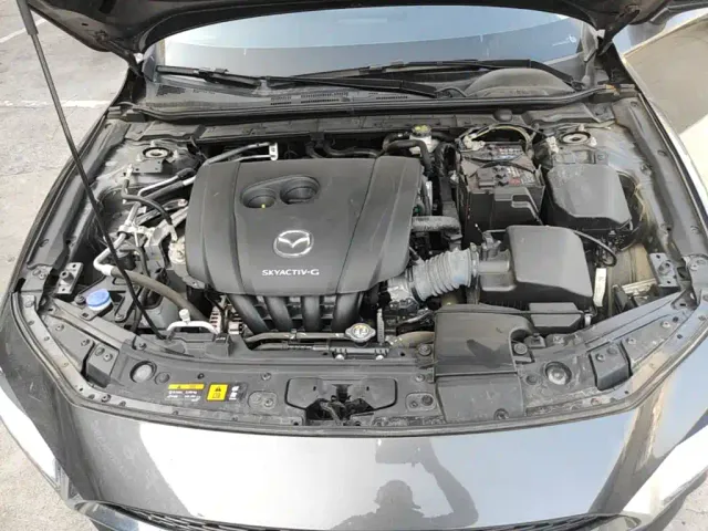 Mazda Axela — Фото автомобиля 19
