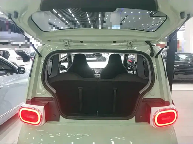 Wuling Hongguang Mini EV — Фото автомобиля 18