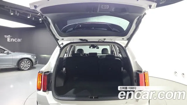 Kia Sorento Sorento 4-е поколение Бензин 2.5T 2WD — Фото автомобиля 18