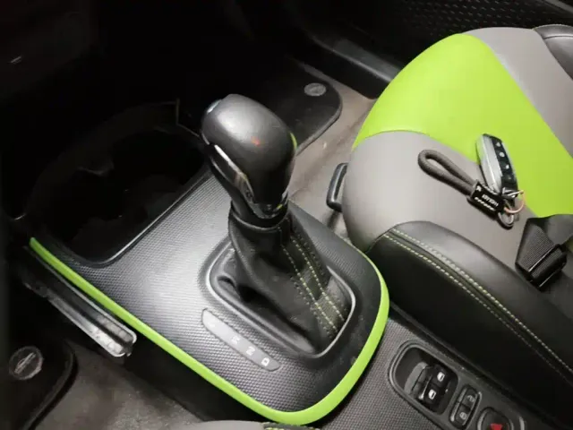Roewe Clever — Фото автомобиля 13
