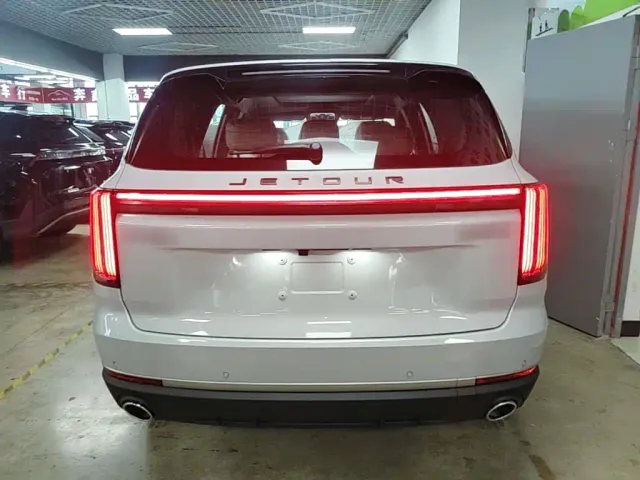 Jetour X70L — Фото автомобиля 5