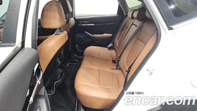 Kia Seltos Бензин 1.6 турбо 2WD — Фото автомобиля 10