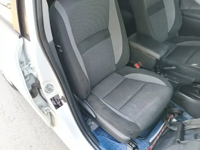 Toyota Vios — Фото автомобиля 24