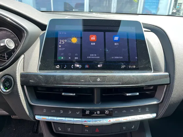 Cadillac CT5 — Фото автомобиля 8
