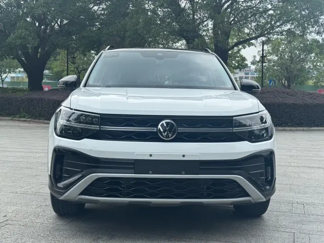 Volkswagen Tharu — Фото автомобиля 2