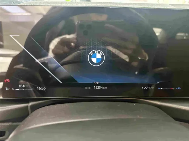 BMW 3 Series — Фото автомобиля 10