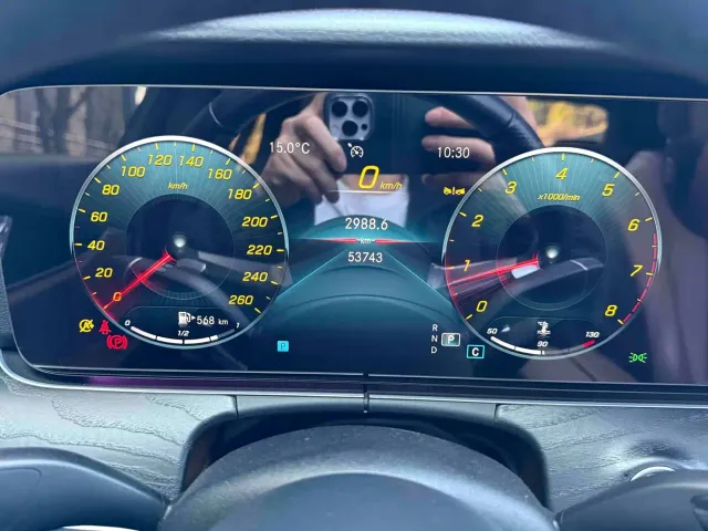 Mercedes-Benz E-Class — Фото автомобиля 14