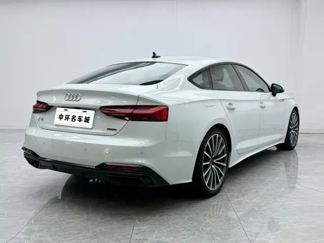 Audi Audi A5 (Import) 2022 Sportback 40 TFSI quattro Luxury Dynamic — Фото автомобиля 16