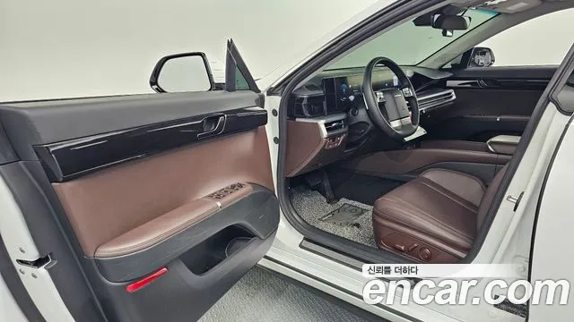 Hyundai Grandeur GN7 — Фото автомобиля 15