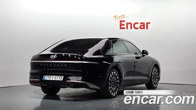 Hyundai Grandeur GN7 — Фото автомобиля 2