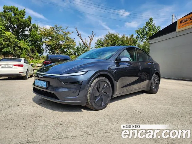 Фотография автомобиля — Tesla Model Y