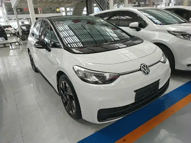 Volkswagen ID.3 — Фото автомобиля 21