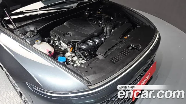 Hyundai Grandeur Grandeur (GN7) 2.5 Бензин 2WD — Фото автомобиля 6