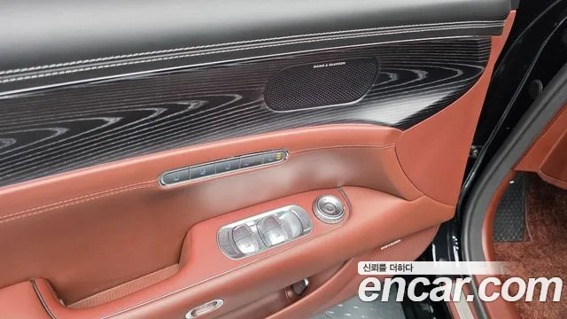 Genesis G90 Бензин 3.5 турбо AWD — Фото автомобиля 25