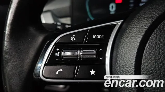 Kia Seltos New — Фото автомобиля 29