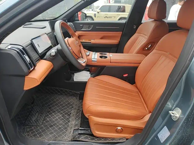 Jetour X70L — Фото автомобиля 14