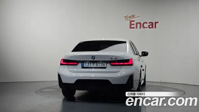 BMW 3-Series 3 серия (G20) 320i M Sport — Фото автомобиля 4