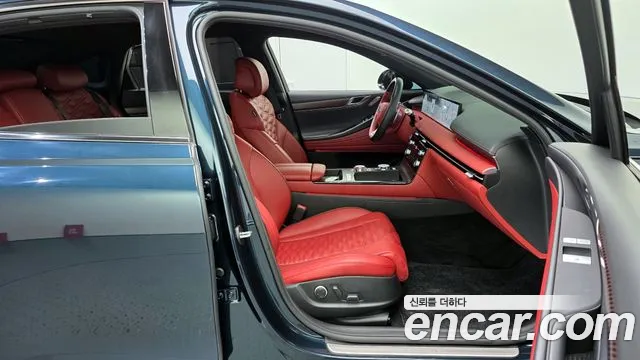 Genesis G80 Бензин 2.5 турбо AWD — Фото автомобиля 11