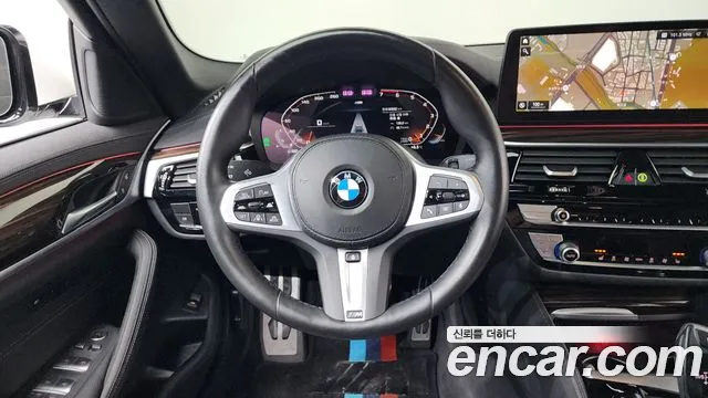 BMW 5-Series — Фото автомобиля 13