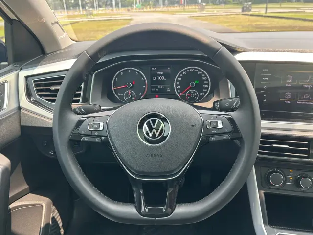 Volkswagen Polo — Фото автомобиля 8