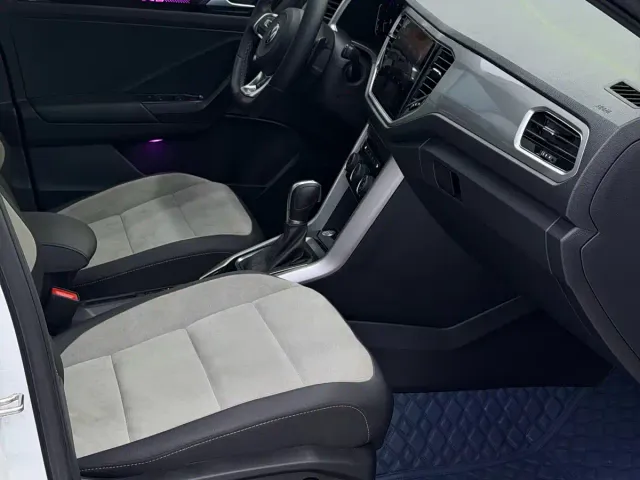 Volkswagen T-Roc — Фото автомобиля 22
