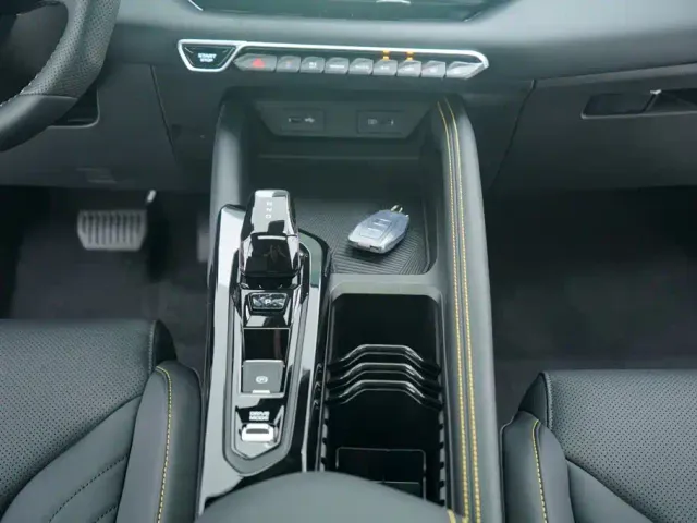 Geely Binyue — Фото автомобиля 19