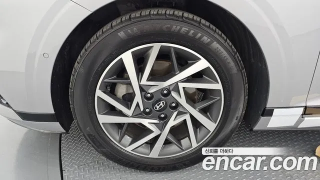 Hyundai Grandeur GN7 — Фото автомобиля 5