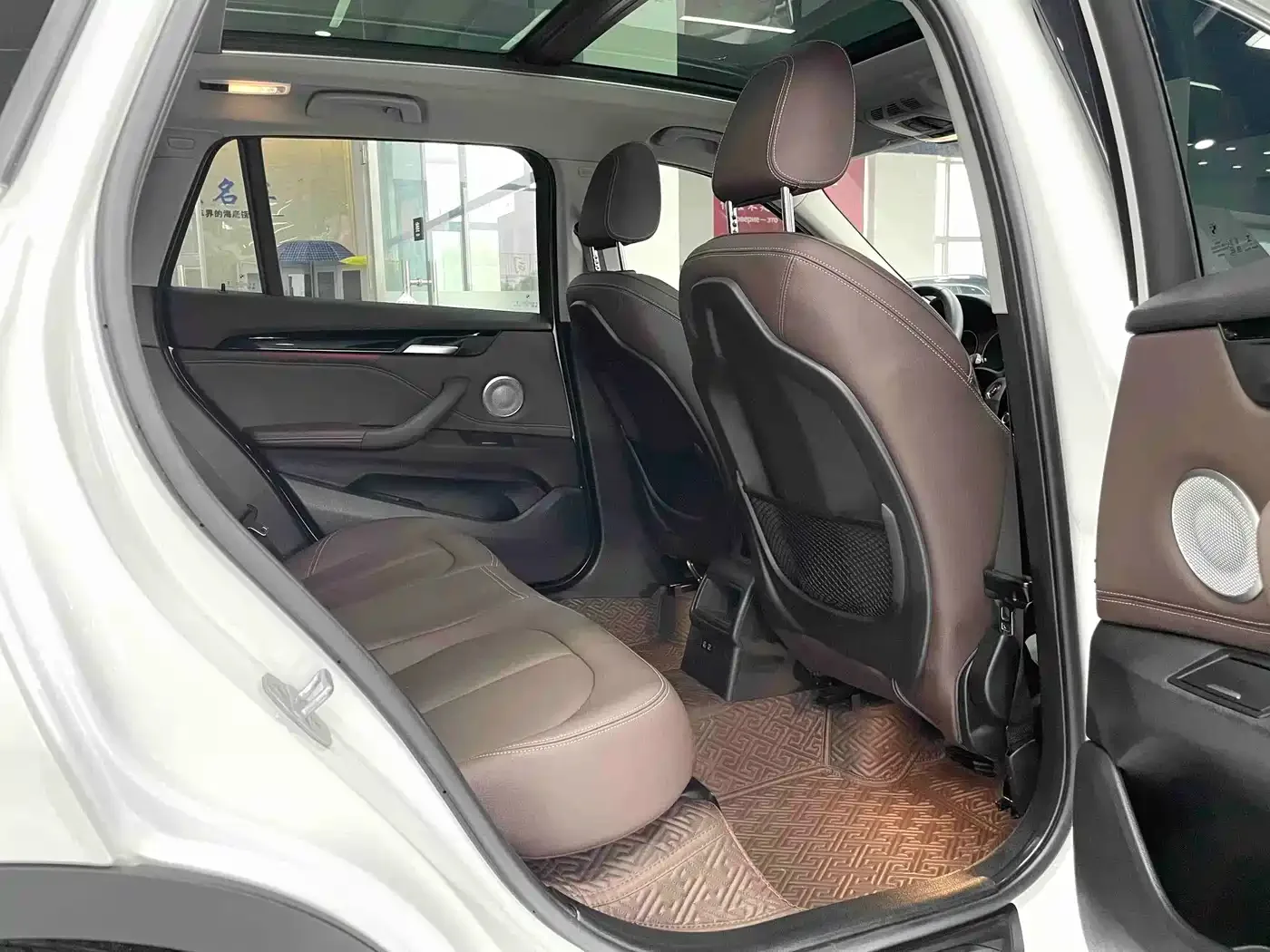 BMW BMW X1 2022 sDrive20Li Fashion — Фото автомобиля 10