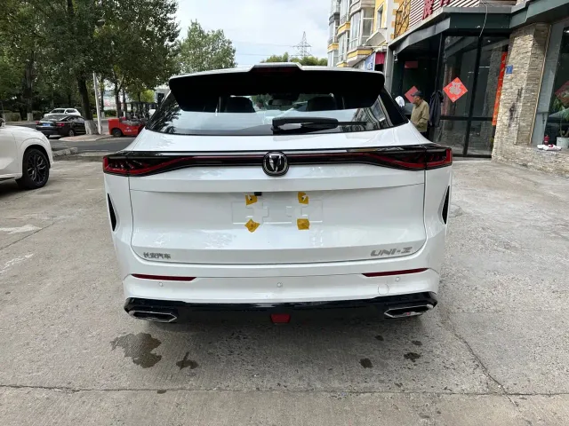Changan UNI-Z — Фото автомобиля 5
