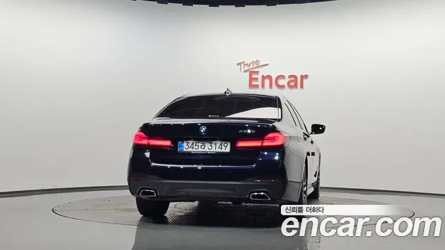 BMW 5 Series G30 — Фото автомобиля 4