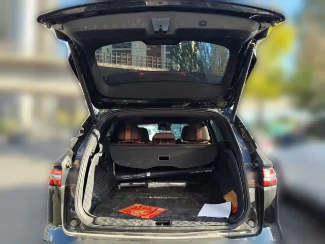 Geely Xingyue L — Фото автомобиля 9