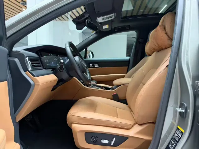 Li Auto ONE — Фото автомобиля 10