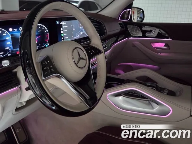 Mercedes-Benz GLS-Class — Фото автомобиля 19