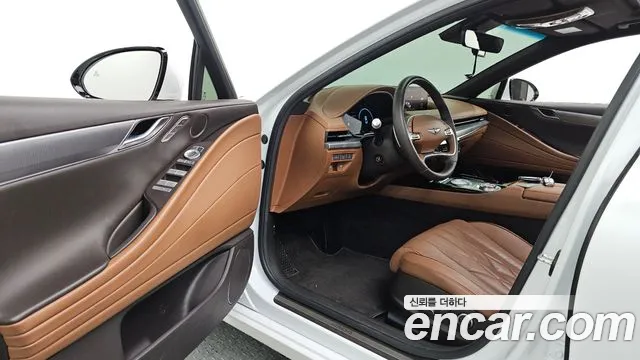 Genesis G80 Бензин 2.5 турбо AWD — Фото автомобиля 9