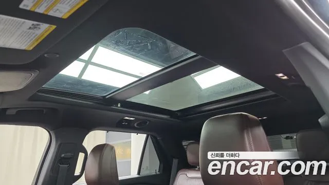 Ford Explorer Explorer 6 поколение 3.0 Platinum 4WD — Фото автомобиля 19