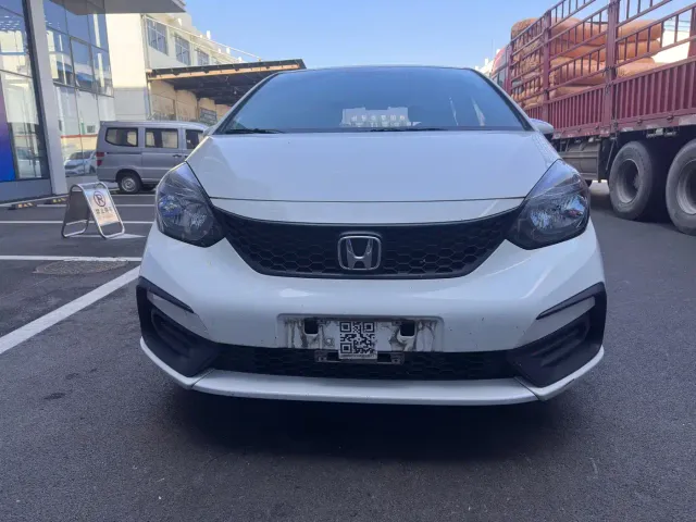 Honda Fit — Фото автомобиля 2