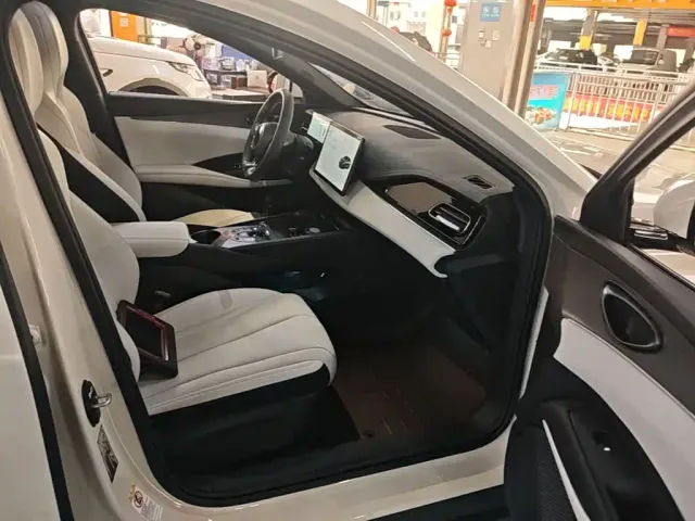 BYD Seal 06 — Фото автомобиля 19