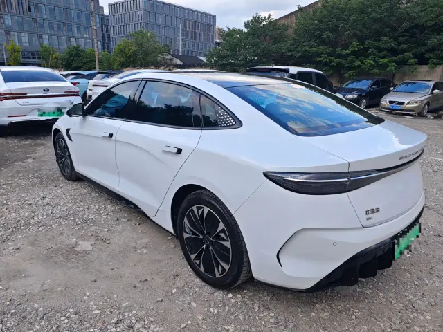 BYD Seal — Фото автомобиля 4